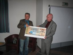 2006 Vliegbasis Uitreiking Cheque